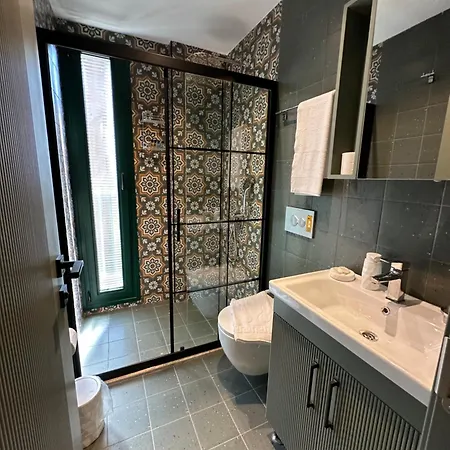 Esmahan Forest And Pool By Zehra Apartamento